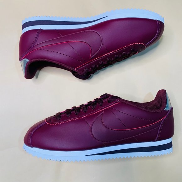 Nike Shoes - NEW Nike Cortez (leather) - Women’s Sz 8